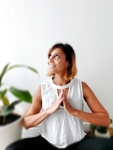 Karine Péan Pringy, Praticien de médecine alternative, Massage bien-être