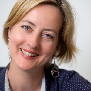 Juliette Lemoine Lyon, Praticien de médecine alternative