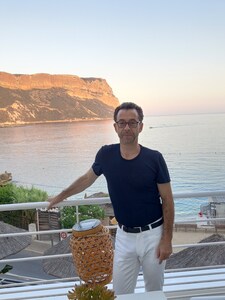 Pierre Renard Caromb, Professionnel de santé