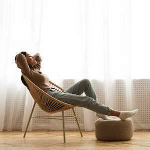 Dominique Rigaud  Paris 7, Praticien de médecine alternative