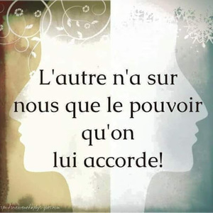 Helene DUMAS, Medium, Thérapeute en soins énergétiques Talence, Professionnel de santé