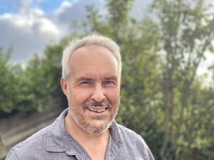 Picard Emmanuel Saint-Pierre, Professionnel de santé